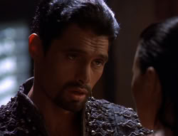 extant_XenaWarriorPrincess_5x02_Chakram_2002