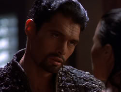 extant_XenaWarriorPrincess_5x02_Chakram_2010