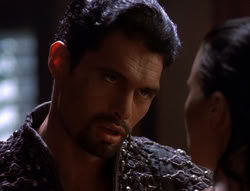 extant_XenaWarriorPrincess_5x02_Chakram_2012