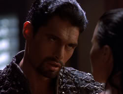 extant_XenaWarriorPrincess_5x02_Chakram_2013