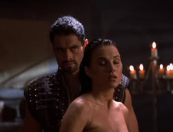 extant_XenaWarriorPrincess_5x02_Chakram_2033