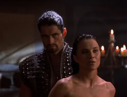 extant_XenaWarriorPrincess_5x02_Chakram_2040