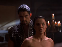 extant_XenaWarriorPrincess_5x02_Chakram_2042