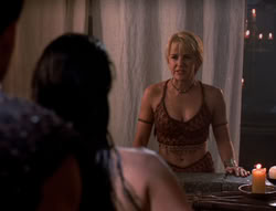 extant_XenaWarriorPrincess_5x02_Chakram_2043