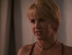 extant_XenaWarriorPrincess_5x02_Chakram_2051