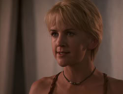 extant_XenaWarriorPrincess_5x02_Chakram_2052