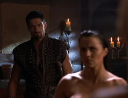 extant_XenaWarriorPrincess_5x02_Chakram_2070