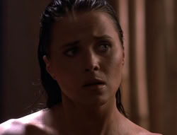 extant_XenaWarriorPrincess_5x02_Chakram_2079