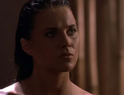 extant_XenaWarriorPrincess_5x02_Chakram_2082