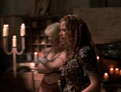 extant_XenaWarriorPrincess_5x02_Chakram_2092