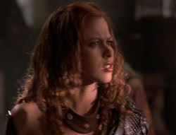 extant_XenaWarriorPrincess_5x02_Chakram_2103