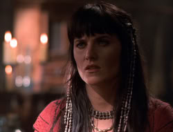 extant_XenaWarriorPrincess_5x02_Chakram_2111