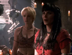 extant_XenaWarriorPrincess_5x02_Chakram_2136