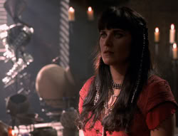 extant_XenaWarriorPrincess_5x02_Chakram_2150