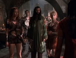 extant_XenaWarriorPrincess_5x02_Chakram_2156