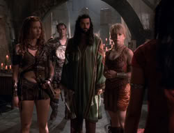 extant_XenaWarriorPrincess_5x02_Chakram_2157
