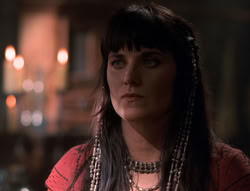 extant_XenaWarriorPrincess_5x02_Chakram_2158