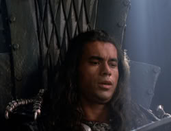 extant_XenaWarriorPrincess_5x02_Chakram_2172