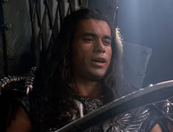 extant_XenaWarriorPrincess_5x02_Chakram_2177