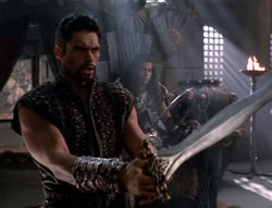 extant_XenaWarriorPrincess_5x02_Chakram_2184