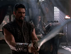 extant_XenaWarriorPrincess_5x02_Chakram_2186