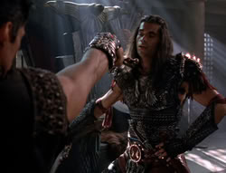 extant_XenaWarriorPrincess_5x02_Chakram_2215