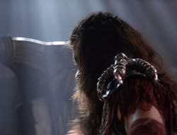 extant_XenaWarriorPrincess_5x02_Chakram_2233