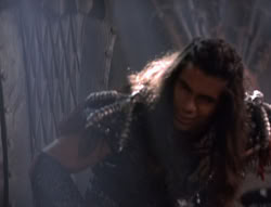 extant_XenaWarriorPrincess_5x02_Chakram_2239