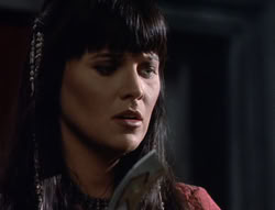 extant_XenaWarriorPrincess_5x02_Chakram_2267