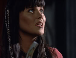 extant_XenaWarriorPrincess_5x02_Chakram_2277