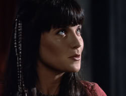 extant_XenaWarriorPrincess_5x02_Chakram_2284
