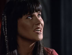 extant_XenaWarriorPrincess_5x02_Chakram_2289