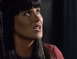 extant_XenaWarriorPrincess_5x02_Chakram_2323
