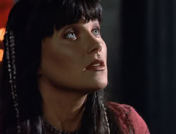 extant_XenaWarriorPrincess_5x02_Chakram_2325