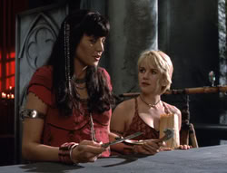 extant_XenaWarriorPrincess_5x02_Chakram_2344
