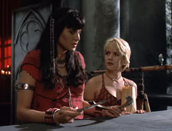 extant_XenaWarriorPrincess_5x02_Chakram_2345
