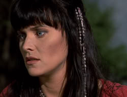 extant_XenaWarriorPrincess_5x02_Chakram_2397