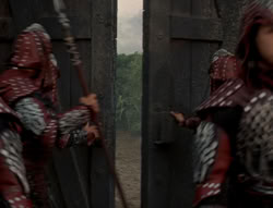 extant_XenaWarriorPrincess_5x02_Chakram_2409