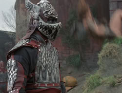 extant_XenaWarriorPrincess_5x02_Chakram_2462