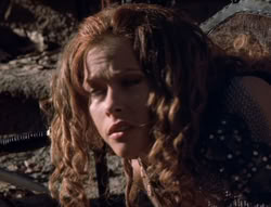 extant_XenaWarriorPrincess_5x02_Chakram_2467