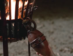 extant_XenaWarriorPrincess_5x02_Chakram_2482