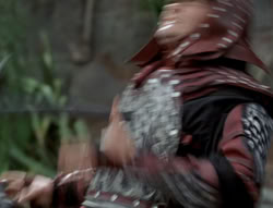 extant_XenaWarriorPrincess_5x02_Chakram_2525