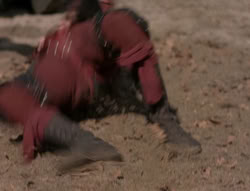extant_XenaWarriorPrincess_5x02_Chakram_2545