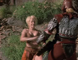 extant_XenaWarriorPrincess_5x02_Chakram_2580