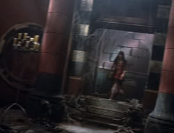 extant_XenaWarriorPrincess_5x02_Chakram_2583