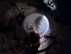 extant_XenaWarriorPrincess_5x02_Chakram_2612
