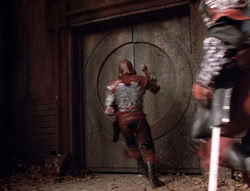 extant_XenaWarriorPrincess_5x02_Chakram_2692