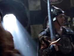 extant_XenaWarriorPrincess_5x02_Chakram_2704