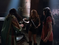 extant_XenaWarriorPrincess_5x02_Chakram_2728