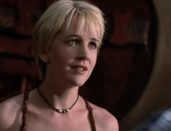 extant_XenaWarriorPrincess_5x02_Chakram_2762
